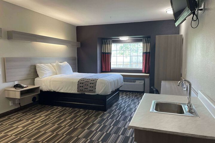 Room 47 of 67
