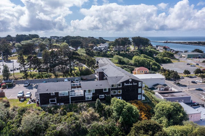 Bandon Inn