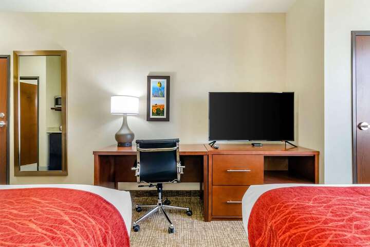 Comfort Inn & Suites Salina North