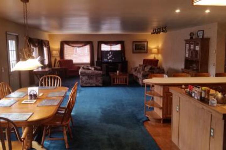 Kodiak Russian River Lodge