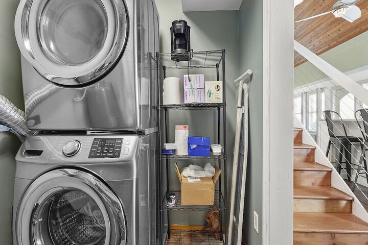Laundry 44 of 51