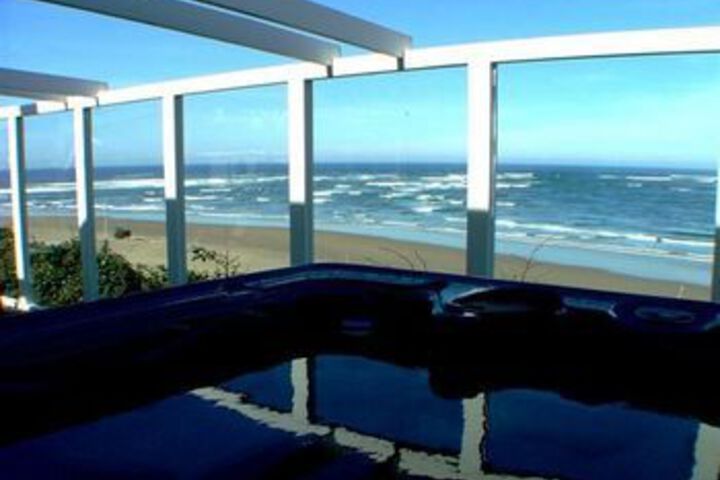 Cliff House - Waldport
