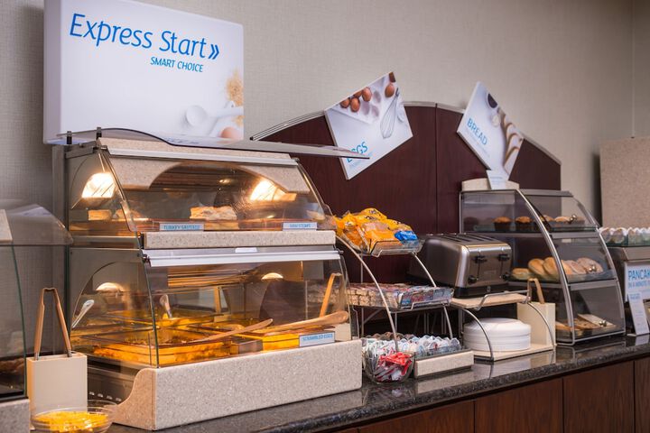 Holiday Inn Express Hotel & Suites Pittsburg by IHG