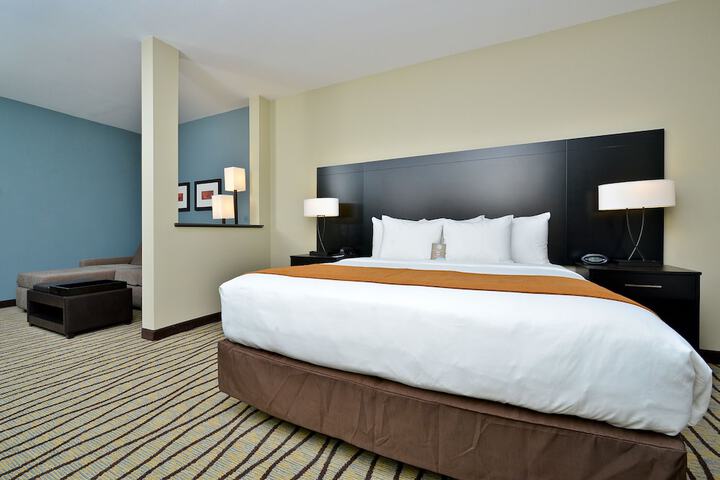 Room 18 of 52