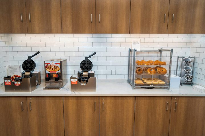 Breakfast/Coffee Service 59 of 68