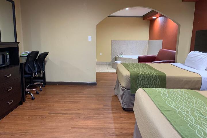 Room 15 of 21