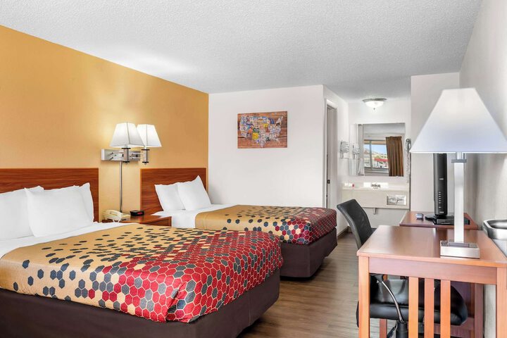 Room 21 of 46