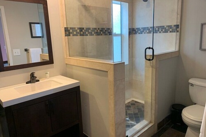 Room 12 of 123