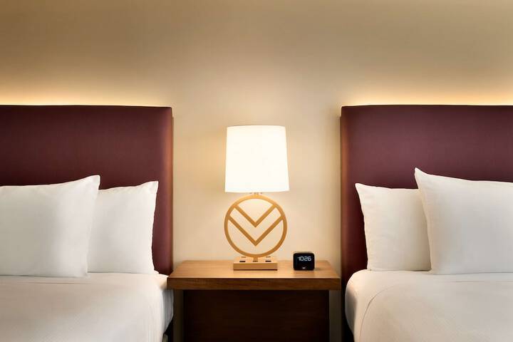 Room 18 of 79