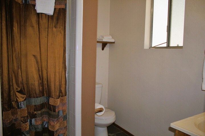 Room 70 of 91