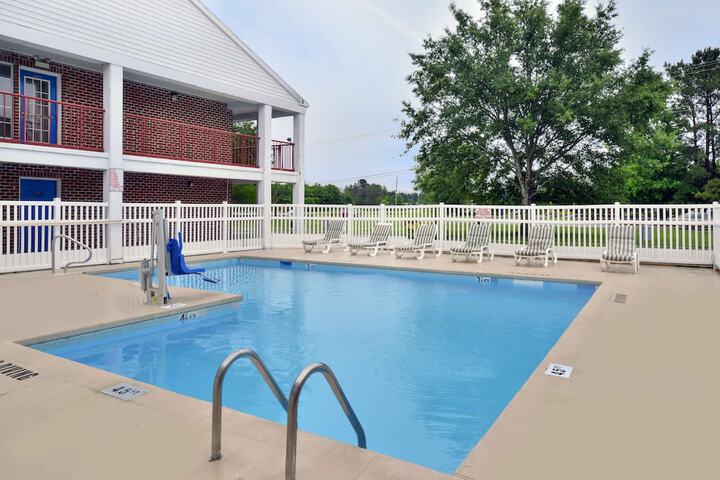 Pool 7 of 32