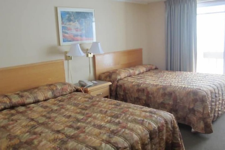 Room 8 of 27