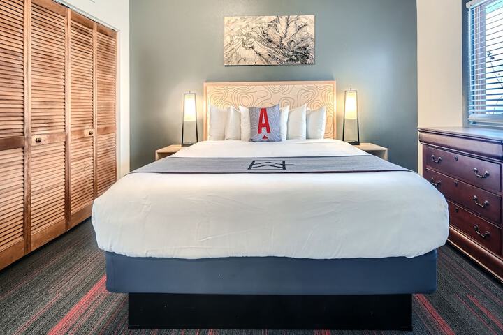 Room 35 of 137