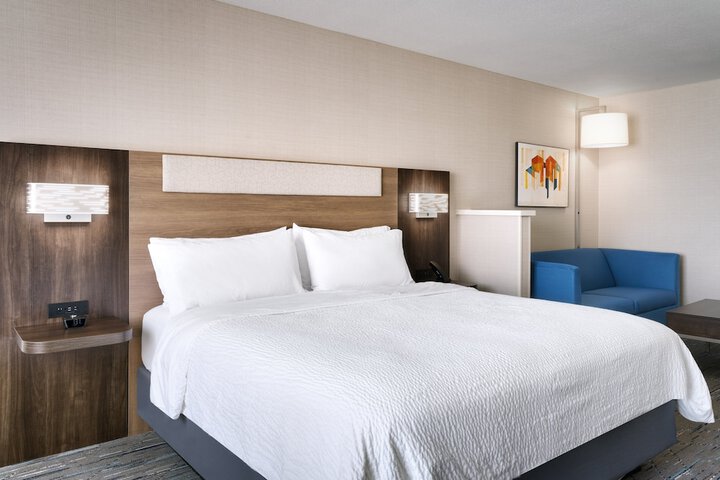 Room 44 of 50