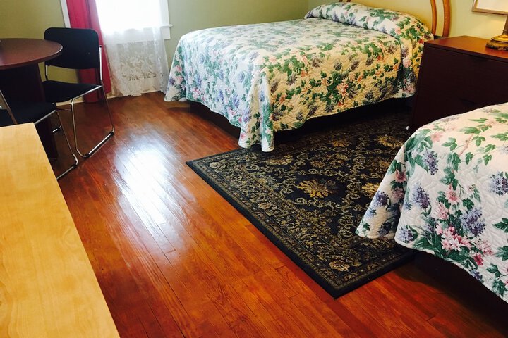 Room 54 of 82