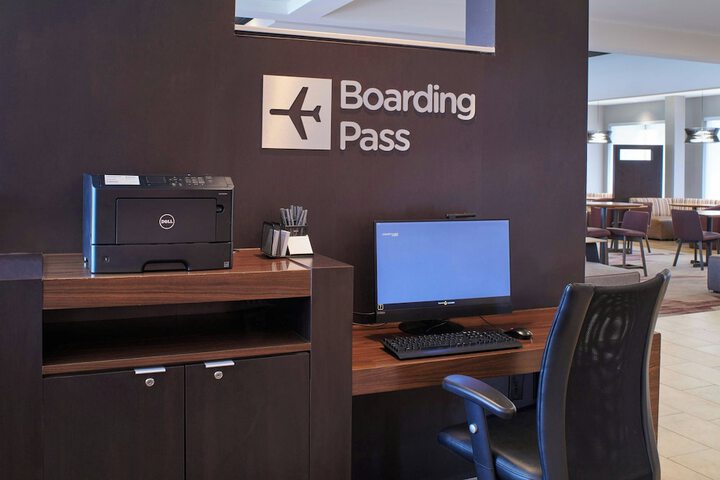 Courtyard by Marriott Detroit Metropolitan Airport Romulus
