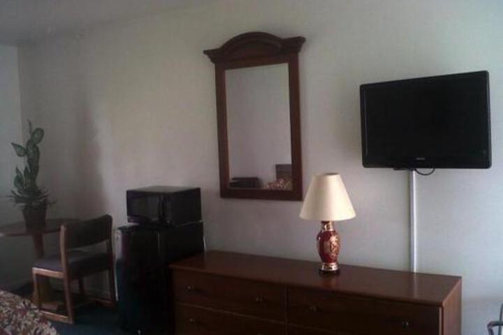 Hillside Motel