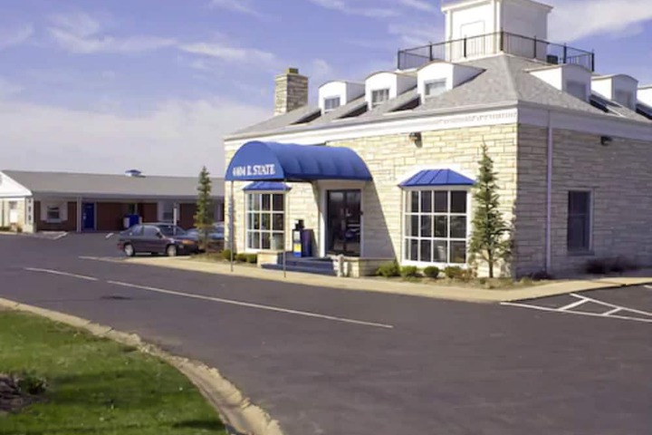 Hotel 3 of 25