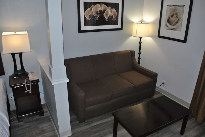 Room 9 of 51