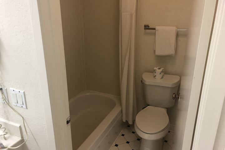 Room 35 of 57