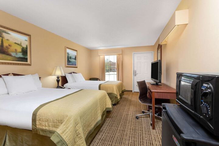 Room 17 of 26