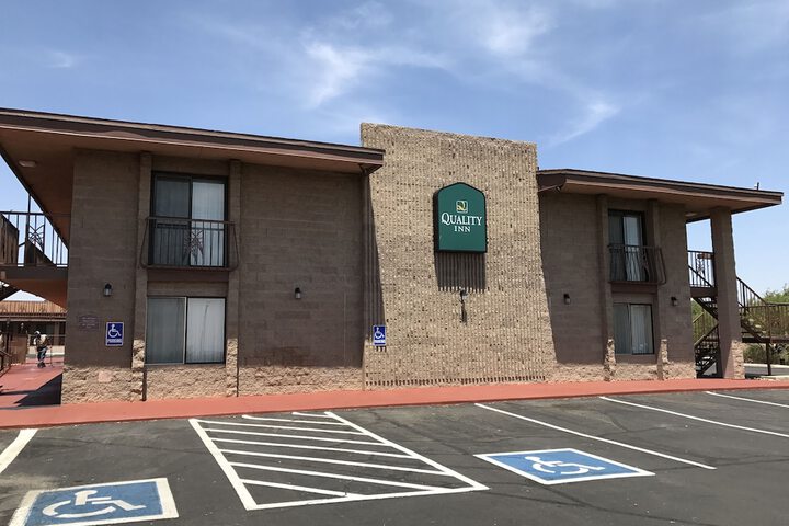 Quality Inn Benson I-10 Exit 304