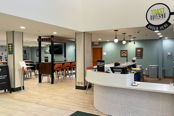 Holiday Inn & Suites Ann Arbor Univ Michigan Area by IHG