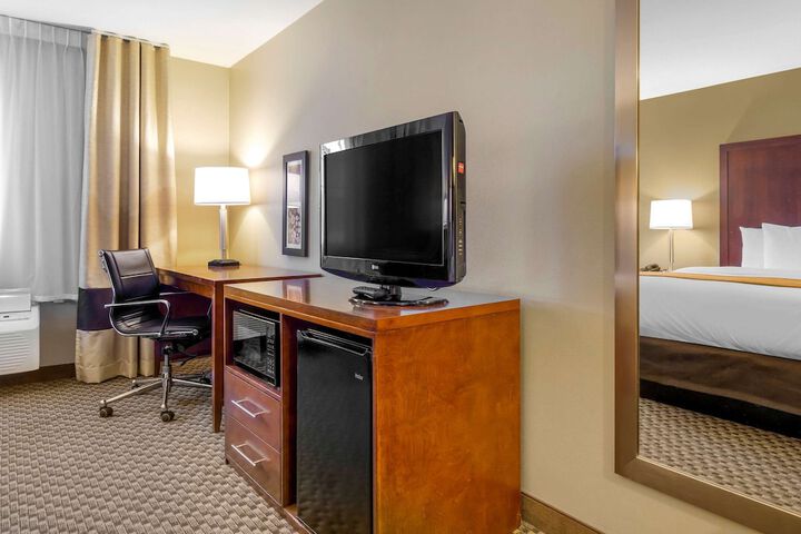 Room 14 of 28