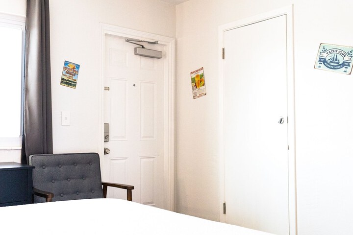 Room 82 of 110