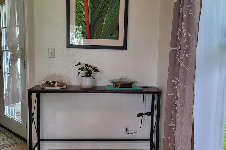 Room 16 of 25
