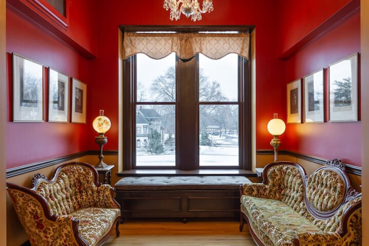 Steele Mansion