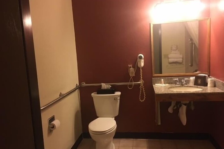 Room 31 of 46