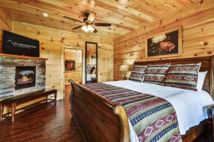 Foxwood Mansion Cabin