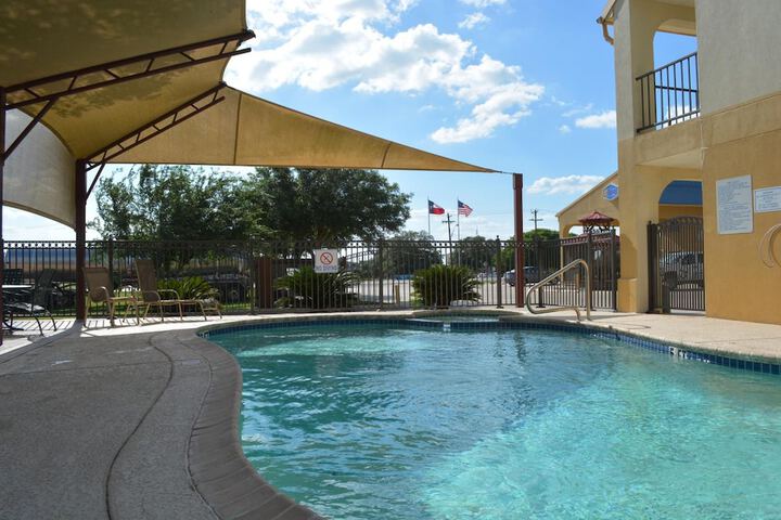 Pool 5 of 36