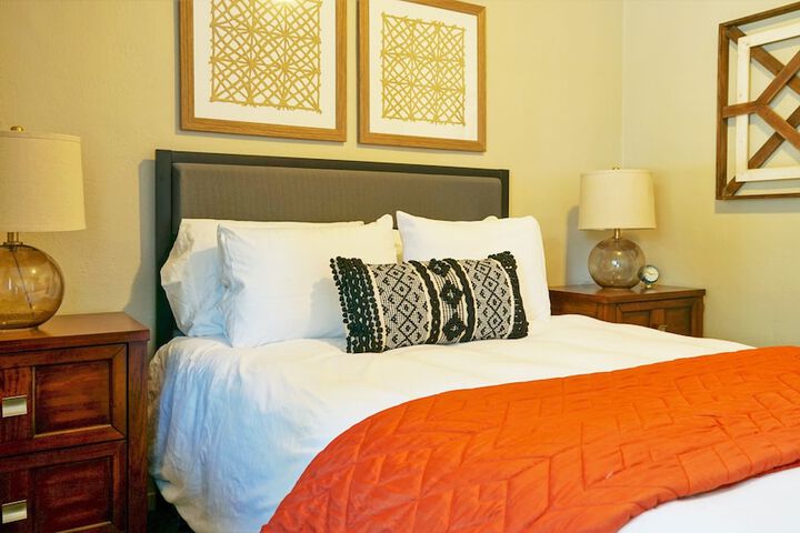 Room 25 of 123