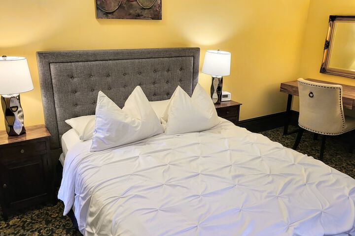 Room 14 of 50