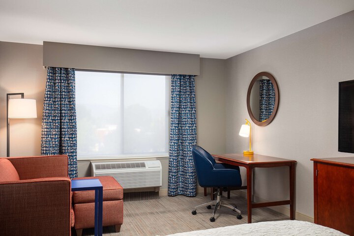 Room 29 of 48