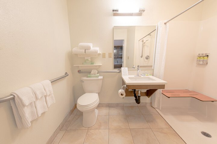 Candlewood Suites West Springfield by IHG