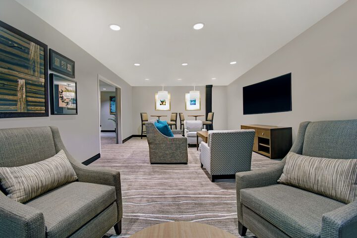 Staybridge Suites Sterling Heights - Detroit by IHG