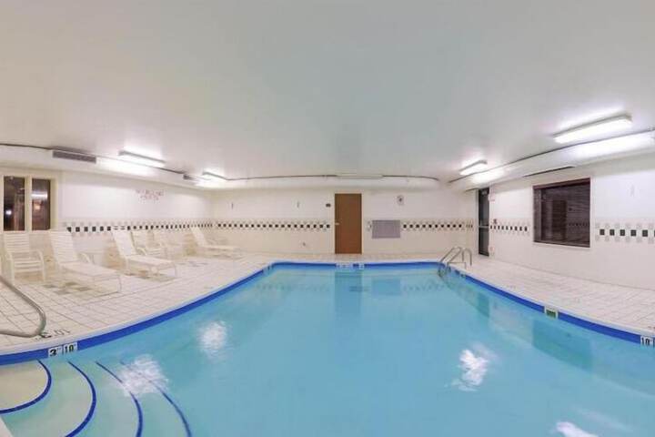 Holiday Inn Express Chicago NW - Vernon Hills by IHG