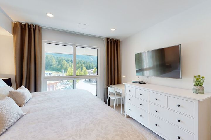 Le Chamois by Whistler Premier