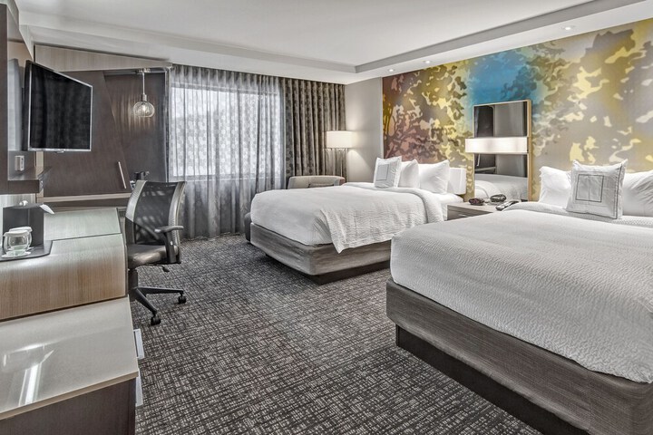 Room 22 of 40
