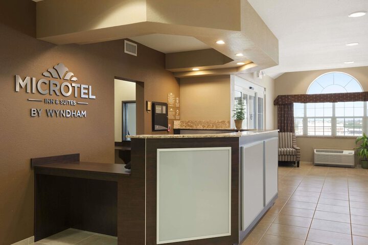 Hotel Interior 6 of 22