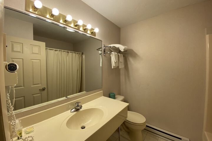 Economy Lodge