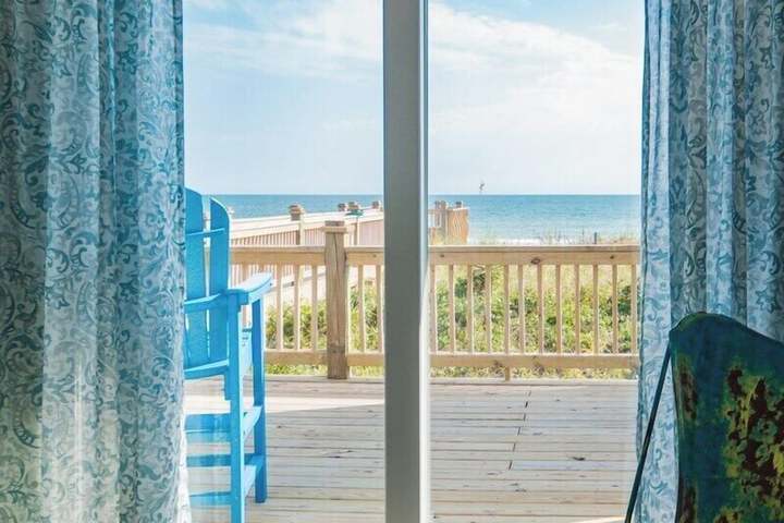 Tournesol by Topsail Realty