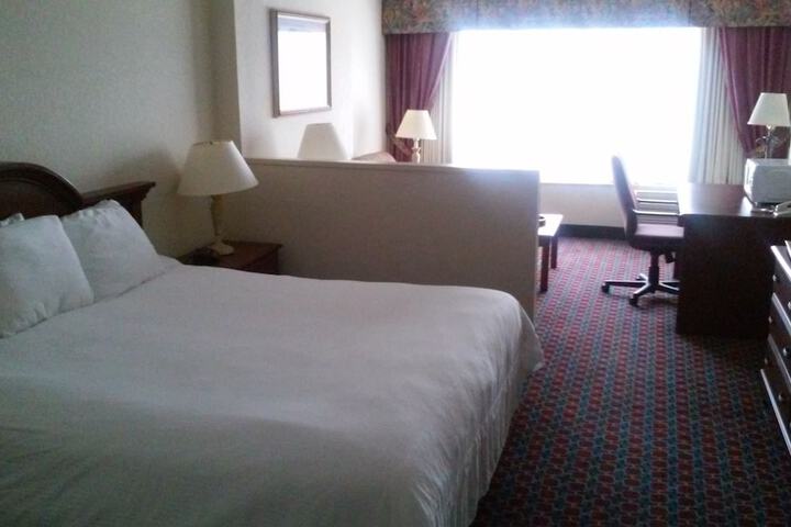 Room 13 of 24