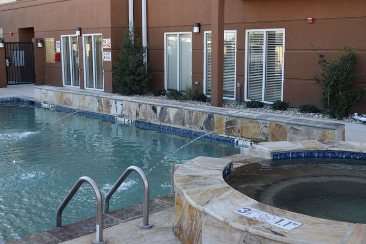 Pool 7 of 36