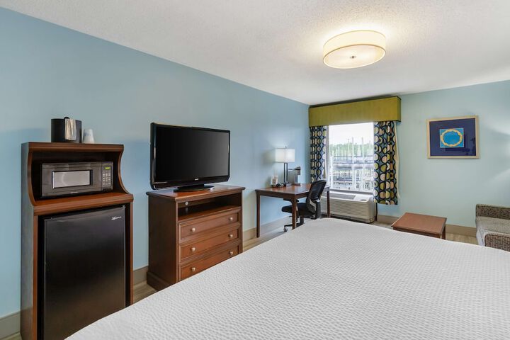 Room 13 of 31