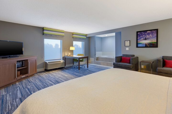 Room 17 of 25