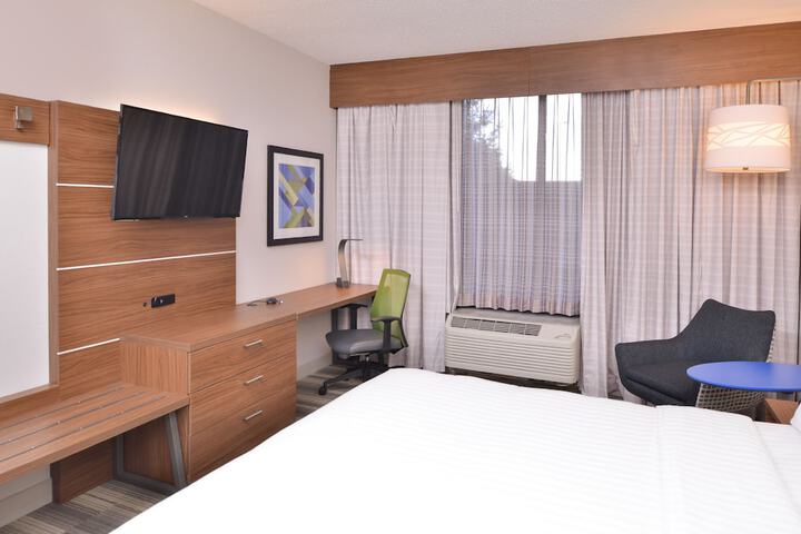 Room 42 of 67